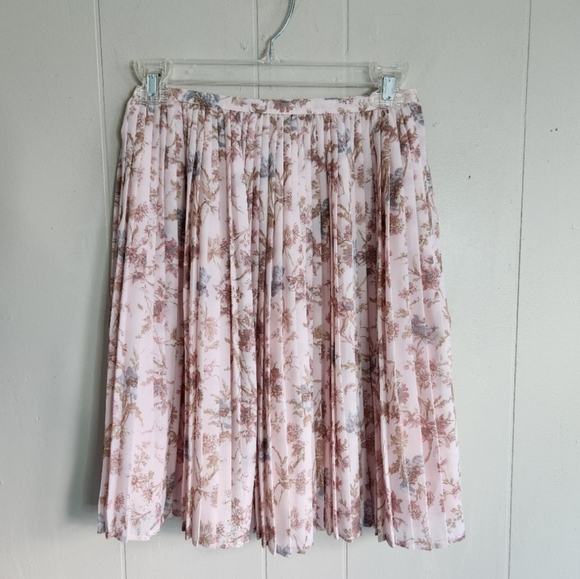 Laura Ashley Dresses & Skirts - Laura Ashley accordion pleat pleated skirt blush pink floral print plisse size 6